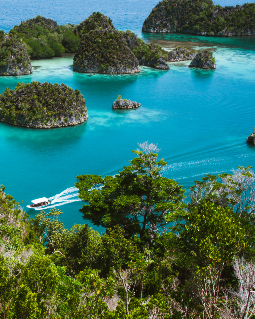 Raja Ampat, Indonesia travel